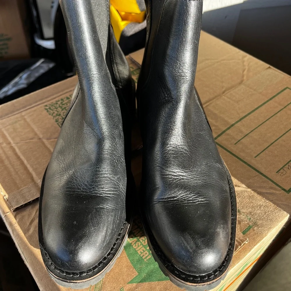 Sam Edelman Ankle Boot - Picture 2 of 7
